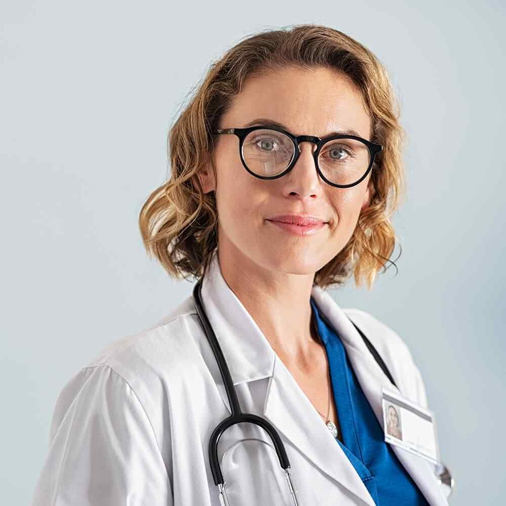 https://mindfluencer.xyz/wp-content/uploads/2021/08/team_03.jpg